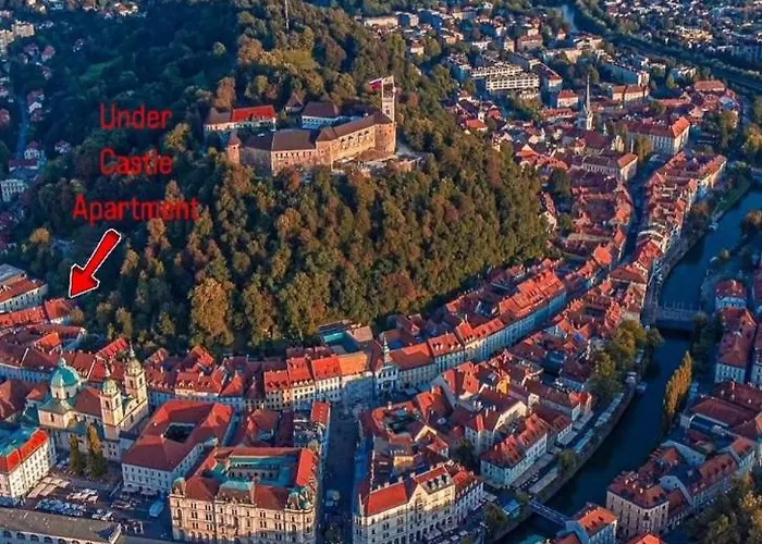 Under Castle Apartment